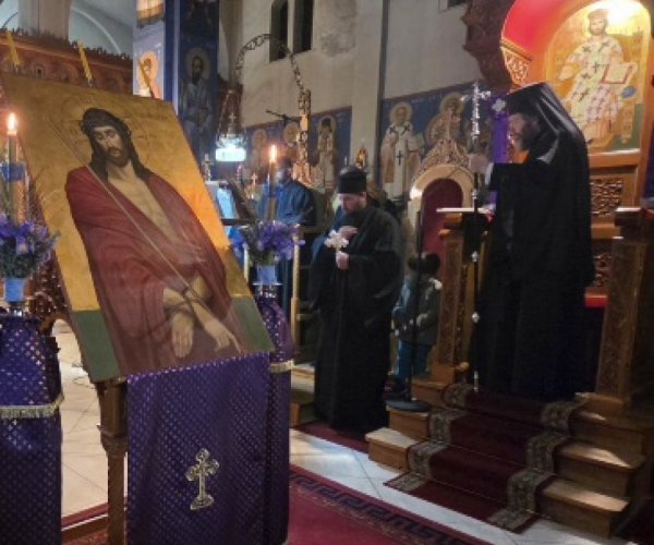 Η ακολουθία του Νυμφίου στην Ιερά Μητρόπολη Δρυινουπόλεως