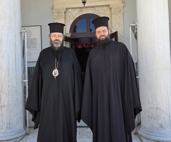 Η εκκωφαντική σιωπή και ο ανεπαίσθητος θόρυβος....
